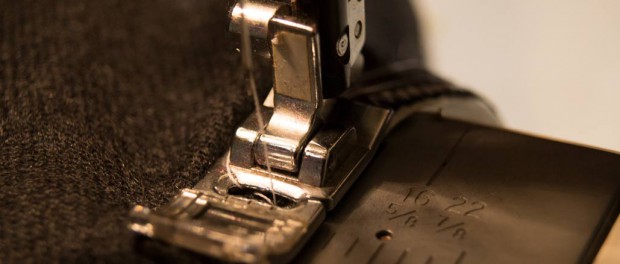 Sewing machine foot